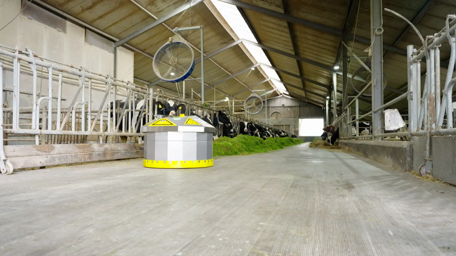 Voeraanschuifrobot